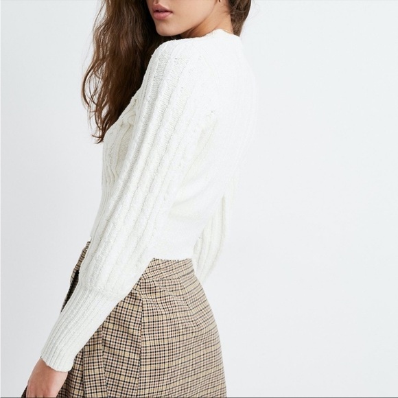 Urban Outfitters White Cable Knit Sweater - Picture 2 of 8
